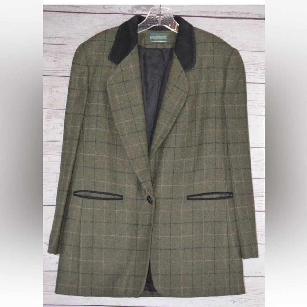 Harve Benard wool plaid suit jacket size 8 green suede trim